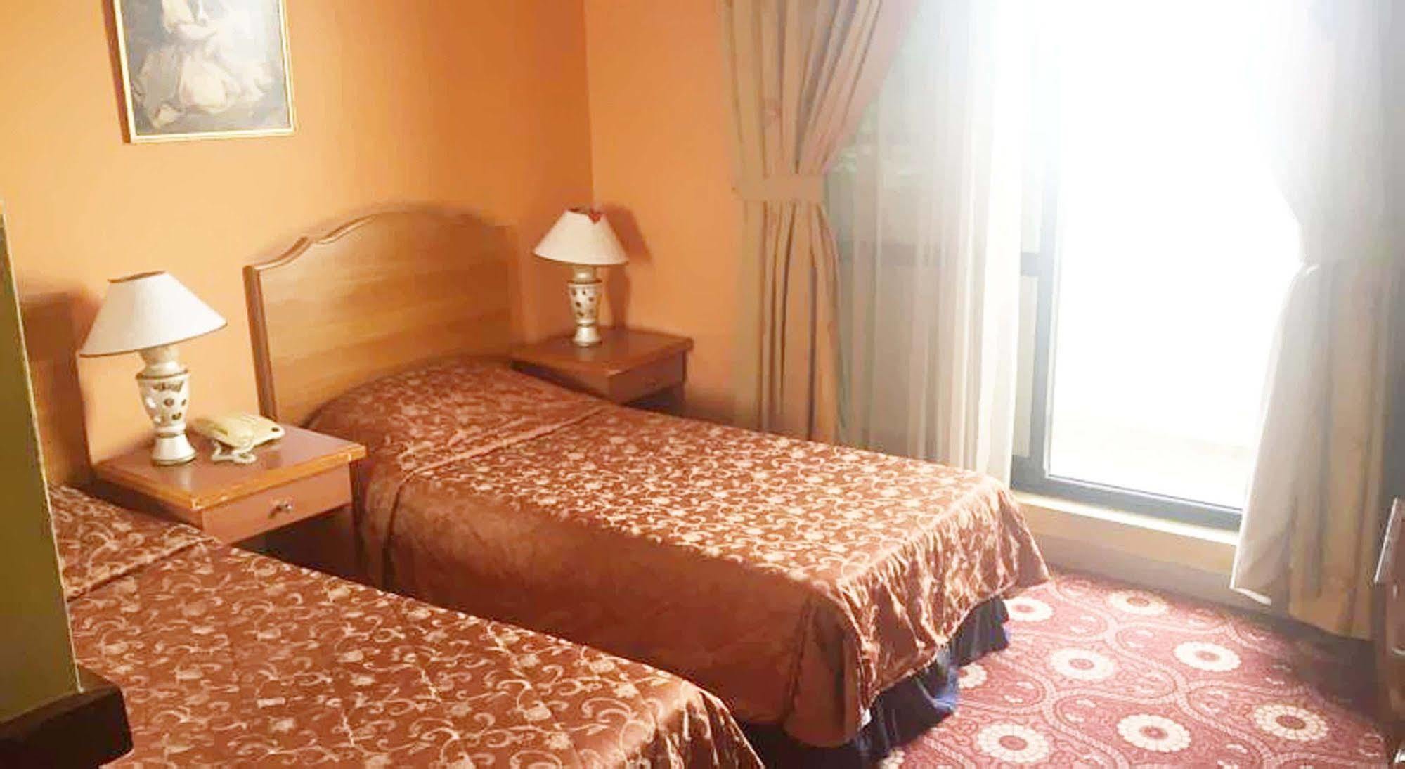 Royal Garden Hotel Dubaj Exteriér fotografie